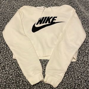Nike Club Fleece Sweatshirt